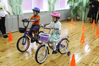 М-Вело совместно с ГАИ провел акцию "Безопасные педали" в детском саду