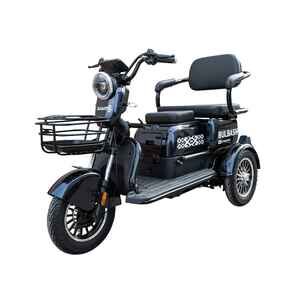 Электроскутер Smart8 Bulbash (черный) Электроскутер Smart8 Bulbash (черный)