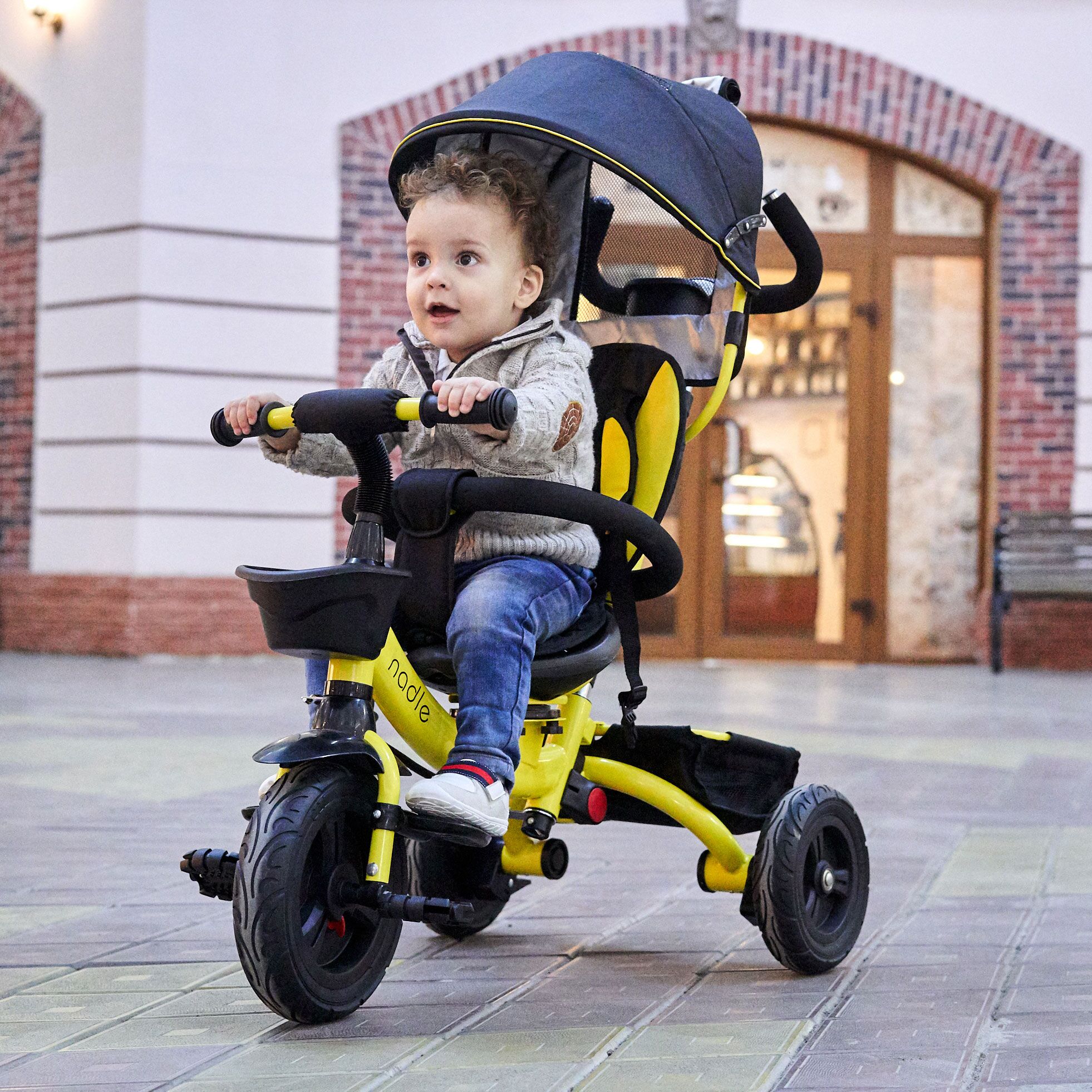 Велосипед с ручкой – преимущества и особенности