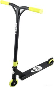 Трюковый самокат Ricos Hurricane ST10A (салатовый) Трюковый самокат Ricos Hurricane ST10A (салатовый)